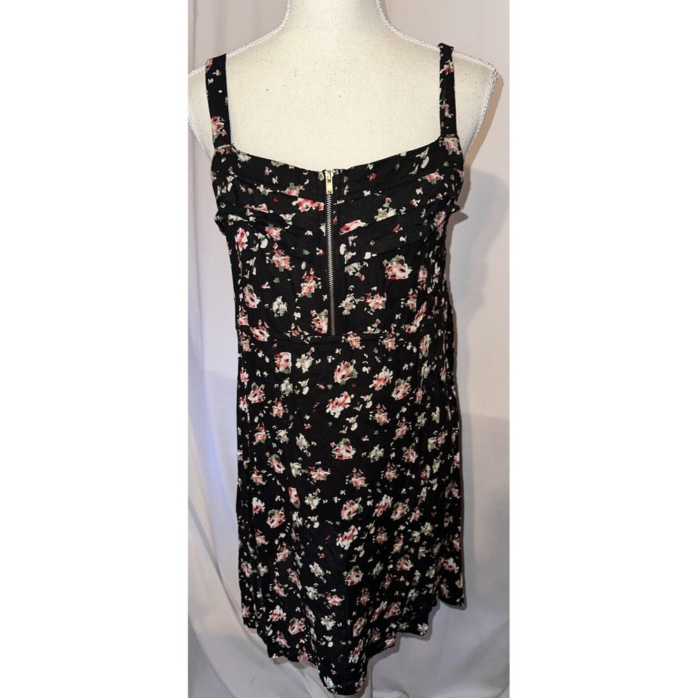 Shes Cool Dress Juniors Size L 100% Rayon Shift Zipper Above Knee Ruffles Floral